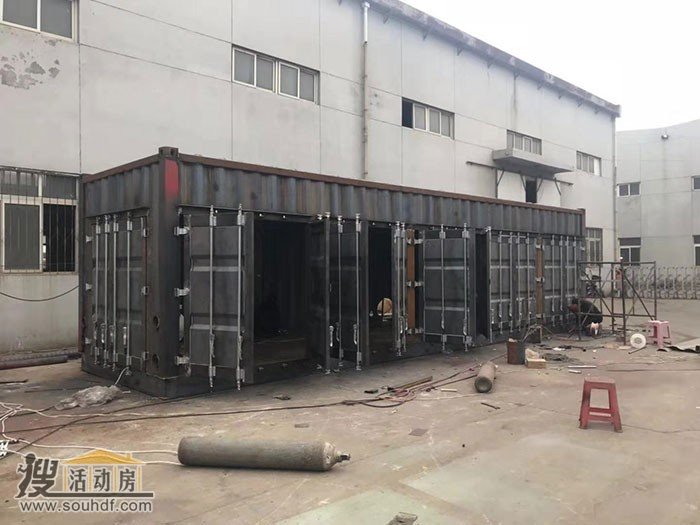 設備箱